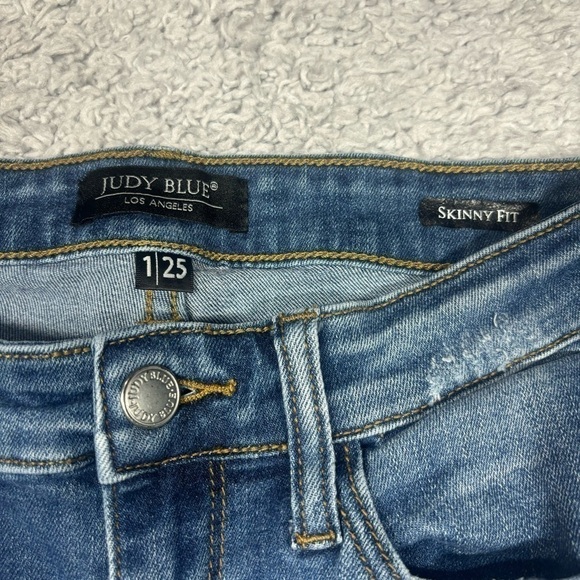 Judy Blue Jeans Womens 1 Skinny Light Wash Leopard Print Cut Outs Distressed - Picture 2 of 6